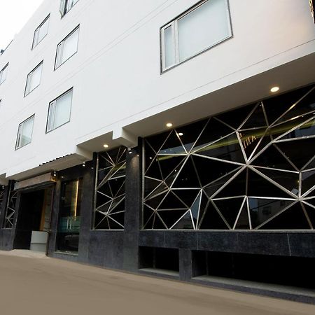 Hotel Stanley By Foxi Group- Near Delhi International Airport New Delhi Eksteriør bilde
